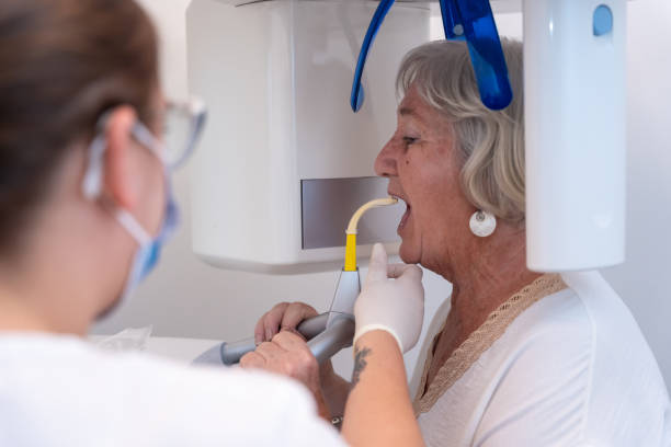 Best Emergency Tooth Extraction in Pleasant View, TN